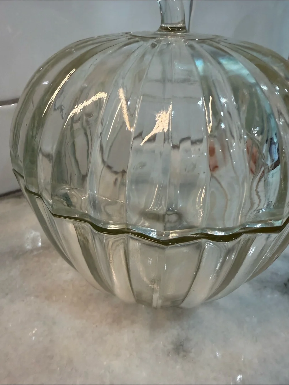 Pristine Condition Crystal Clear (Made In USA) Apple Candy Lidded Jar-6
